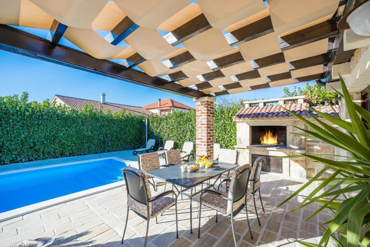 Holiday Home Sandra Sukošan Εξωτερικό φωτογραφία