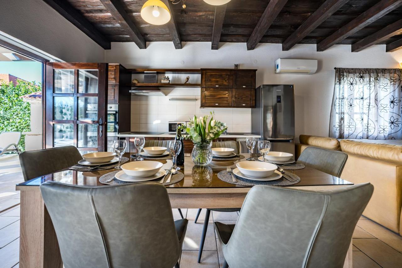 Holiday Home Sandra Sukošan Εξωτερικό φωτογραφία