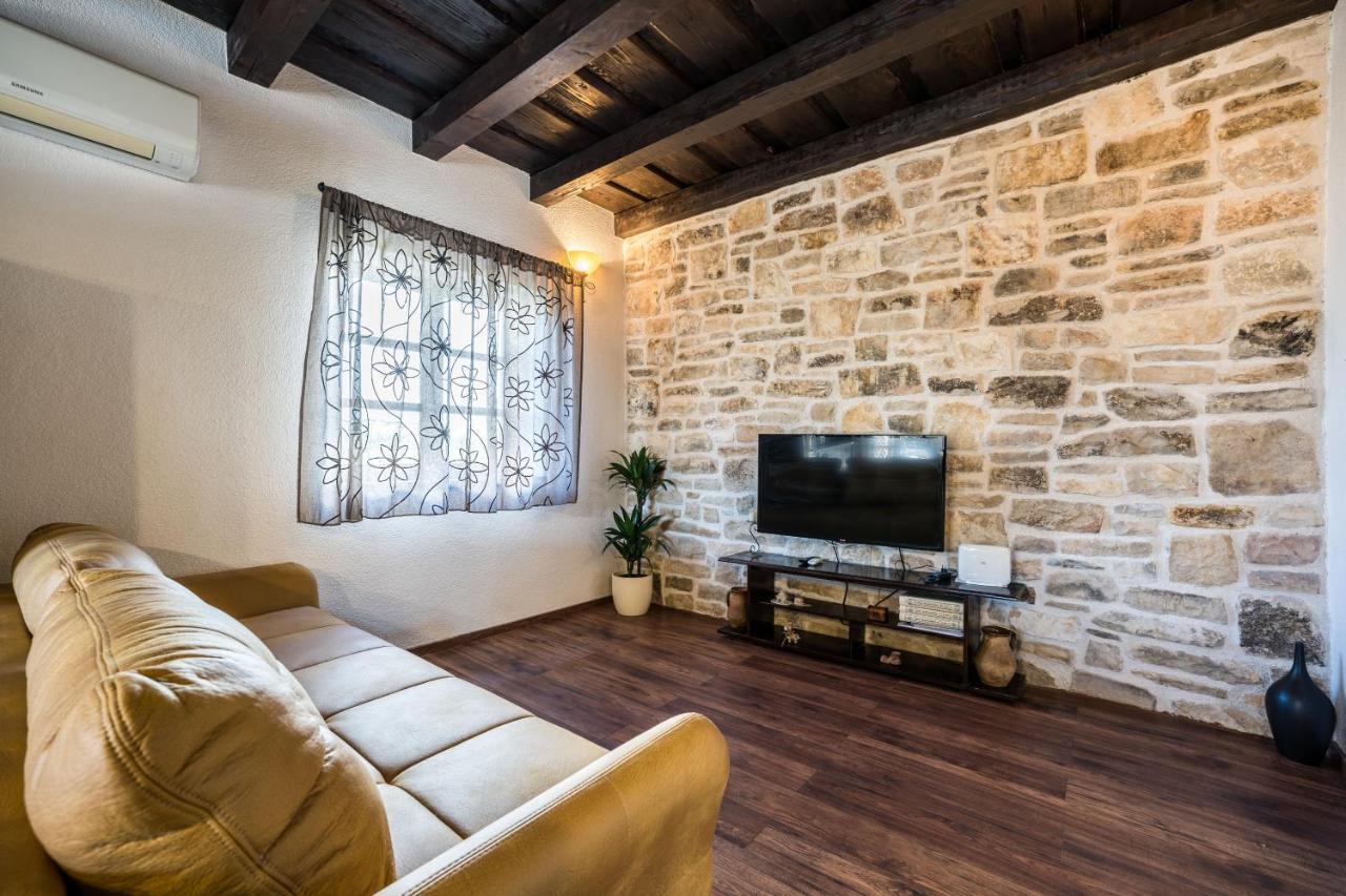 Holiday Home Sandra Sukošan Εξωτερικό φωτογραφία