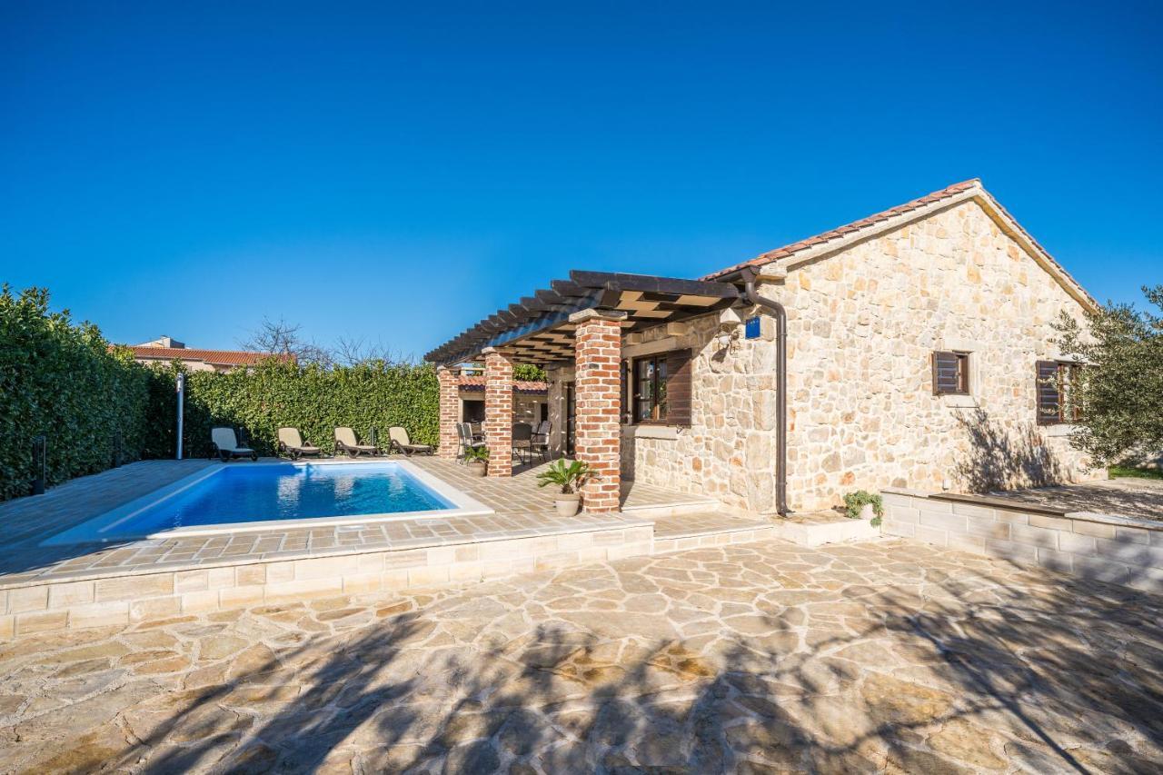 Holiday Home Sandra Sukošan Εξωτερικό φωτογραφία